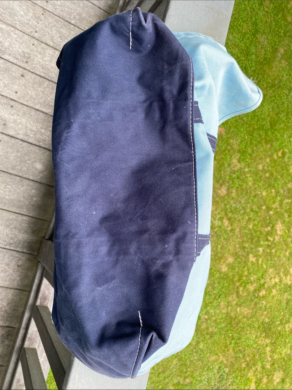 L.L.Bean BOAT AND TOTE Extra Large 0AVH3 Dark Blue Light Blue Red Pocket - Picture 11 of 17